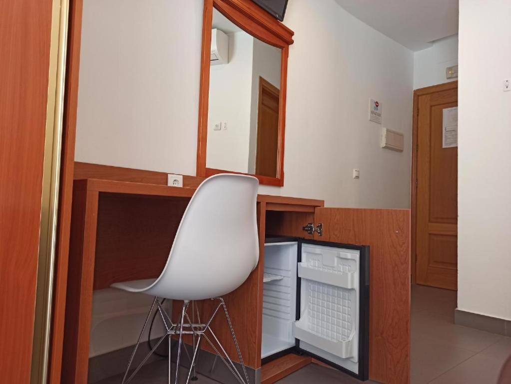 מרידה Hotel Rambla Emerita, Centro Ciudad מראה חיצוני תמונה