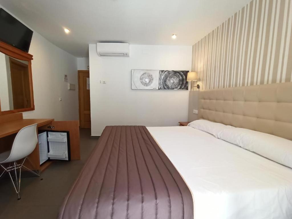 מרידה Hotel Rambla Emerita, Centro Ciudad מראה חיצוני תמונה