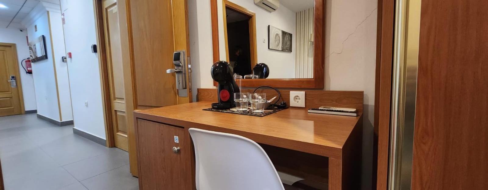 מרידה Hotel Rambla Emerita, Centro Ciudad מראה חיצוני תמונה
