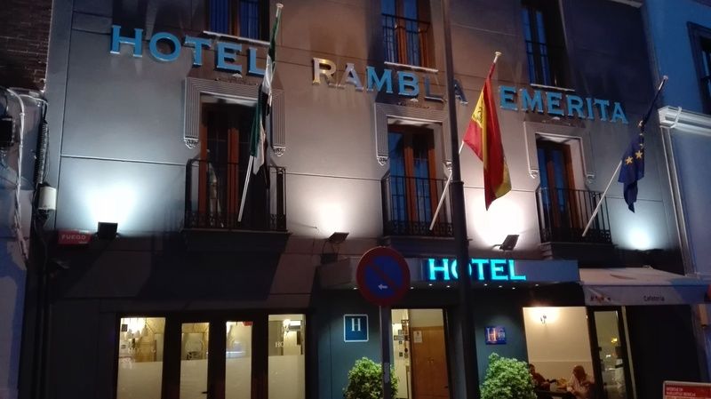 מרידה Hotel Rambla Emerita, Centro Ciudad מראה חיצוני תמונה